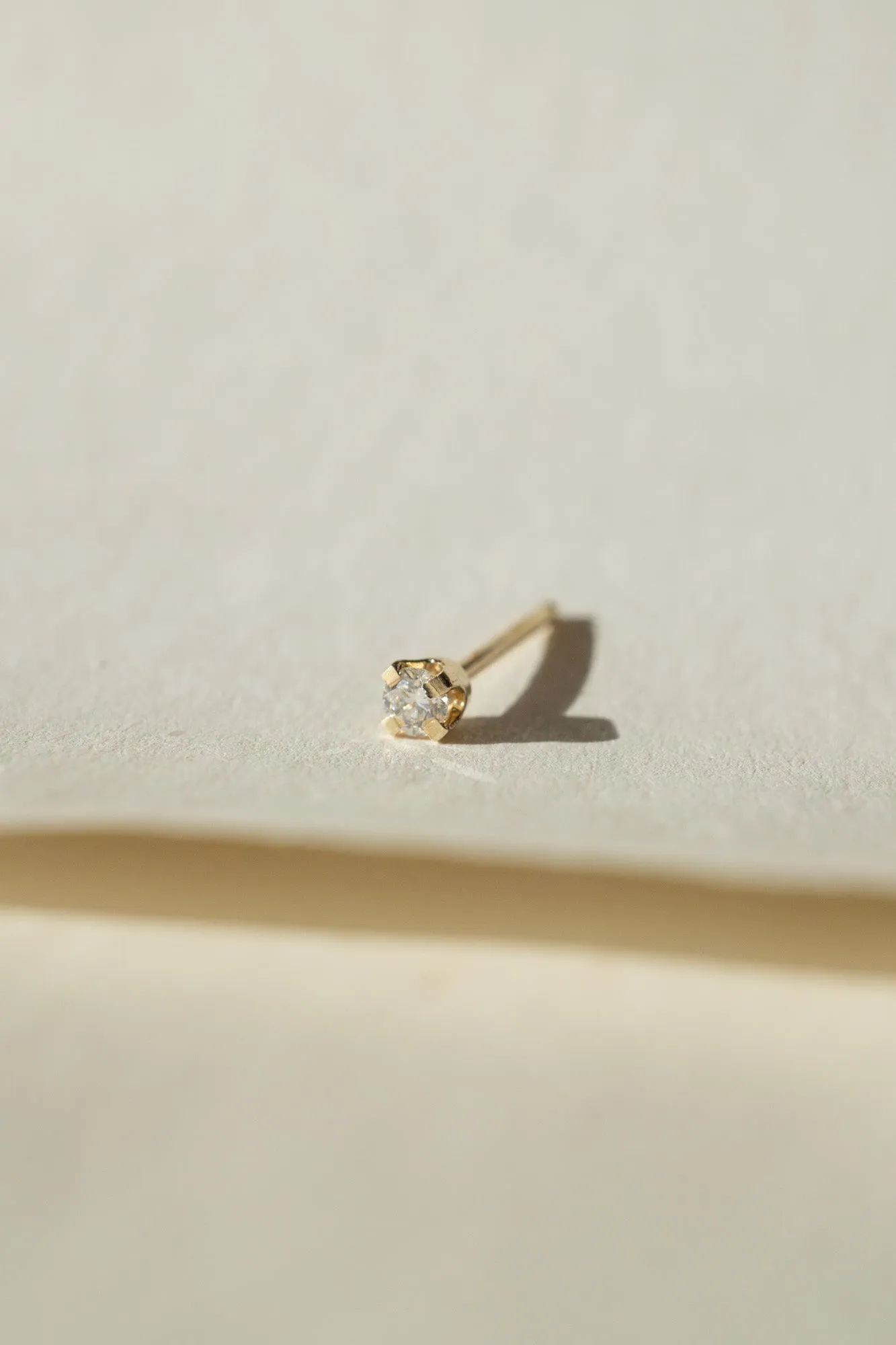 14k Yellow Gold White Diamond Solo Stud Earring / 2mm