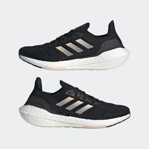     22  Adidas ULTRABOOST 22 HEAT.RDY W H01174