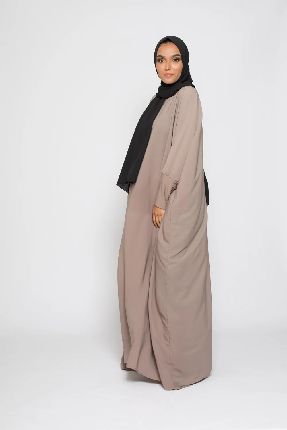 Abaya saudí topo