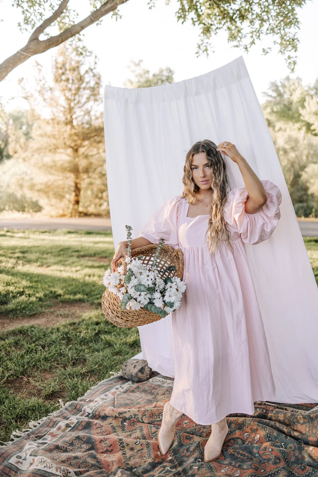 Campbell Balloon Sleeve Midi Dress in Pink