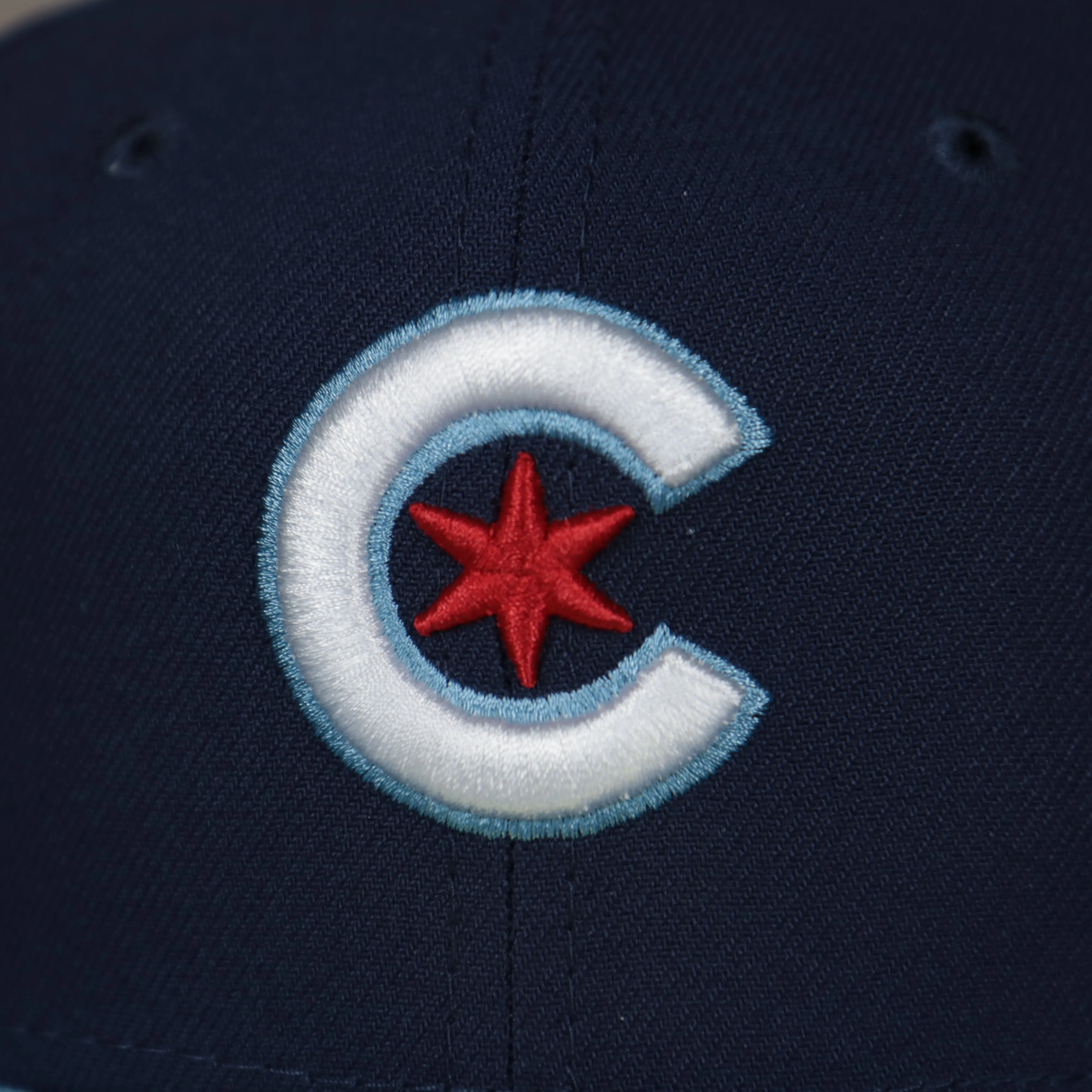 Chicago Cubs MLB City Connect 2021 On-Field 59Fifty Black Bottom Fitted Hat | Navy Blue