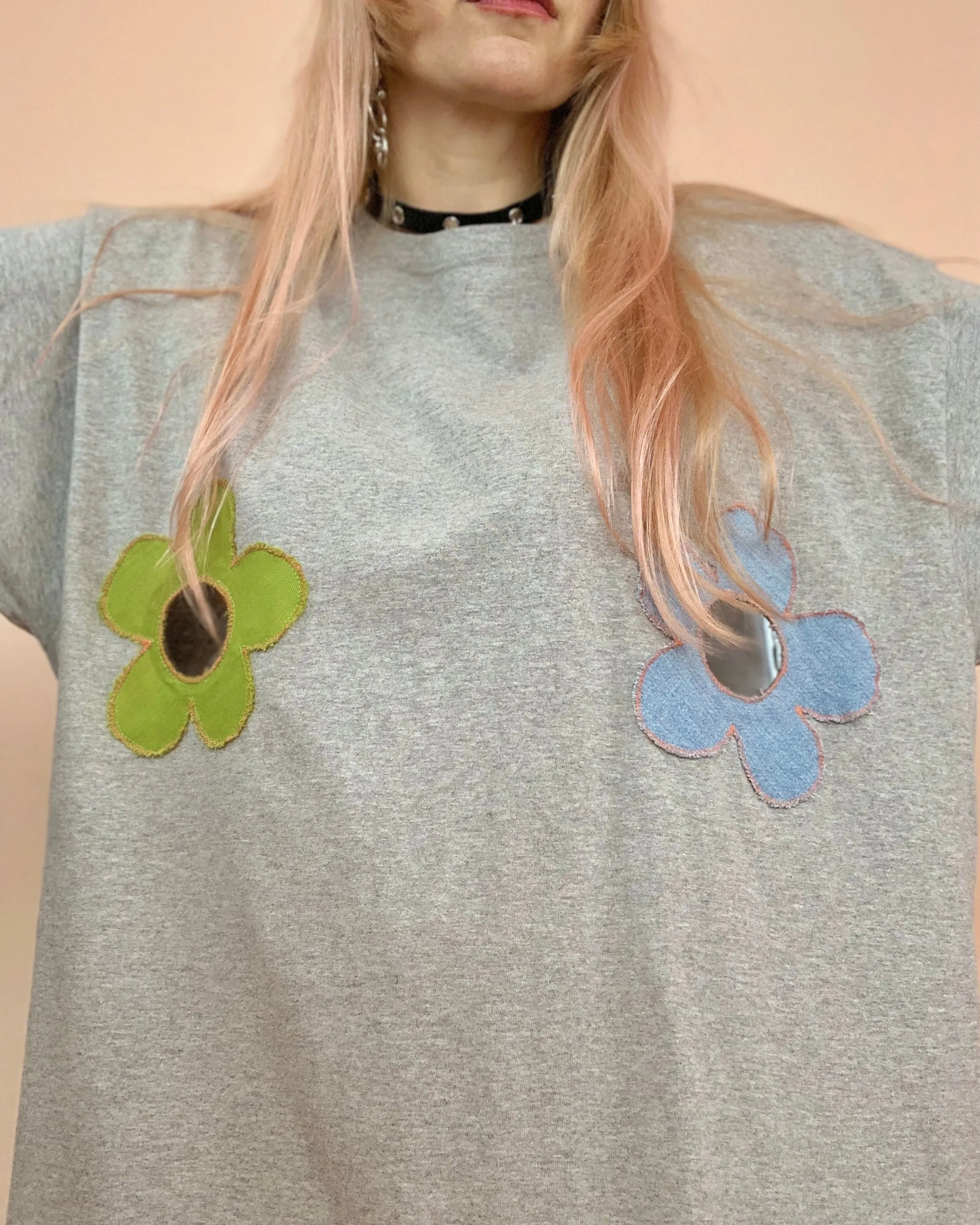 Cutout vinyl scrap flower tee