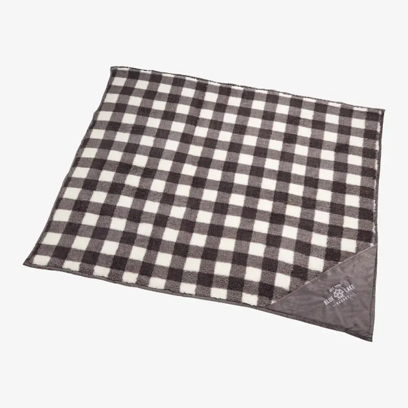 Field & Co Double Sided Plaid Sherpa Blanket 1081-52 White/Grey