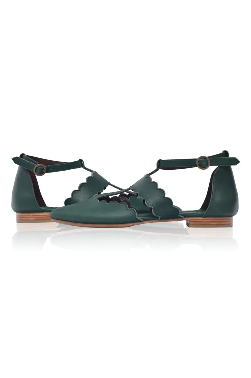 Gardenia Pointy Toe Leather Flats in Emerald