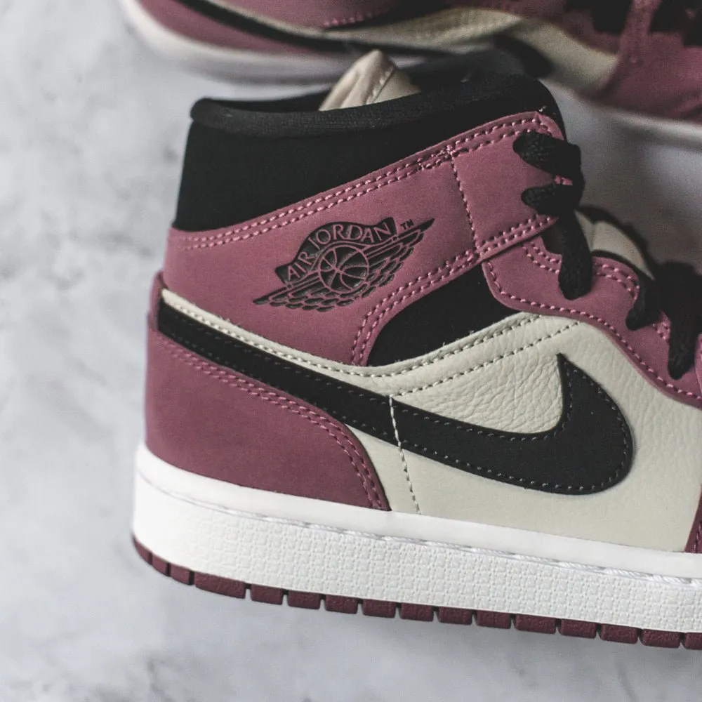 Jordan 1 Mid SE Light Mulberry (W)