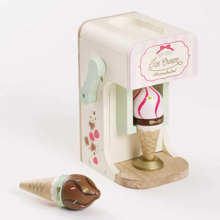 Le Toy Van Ice Cream Machine