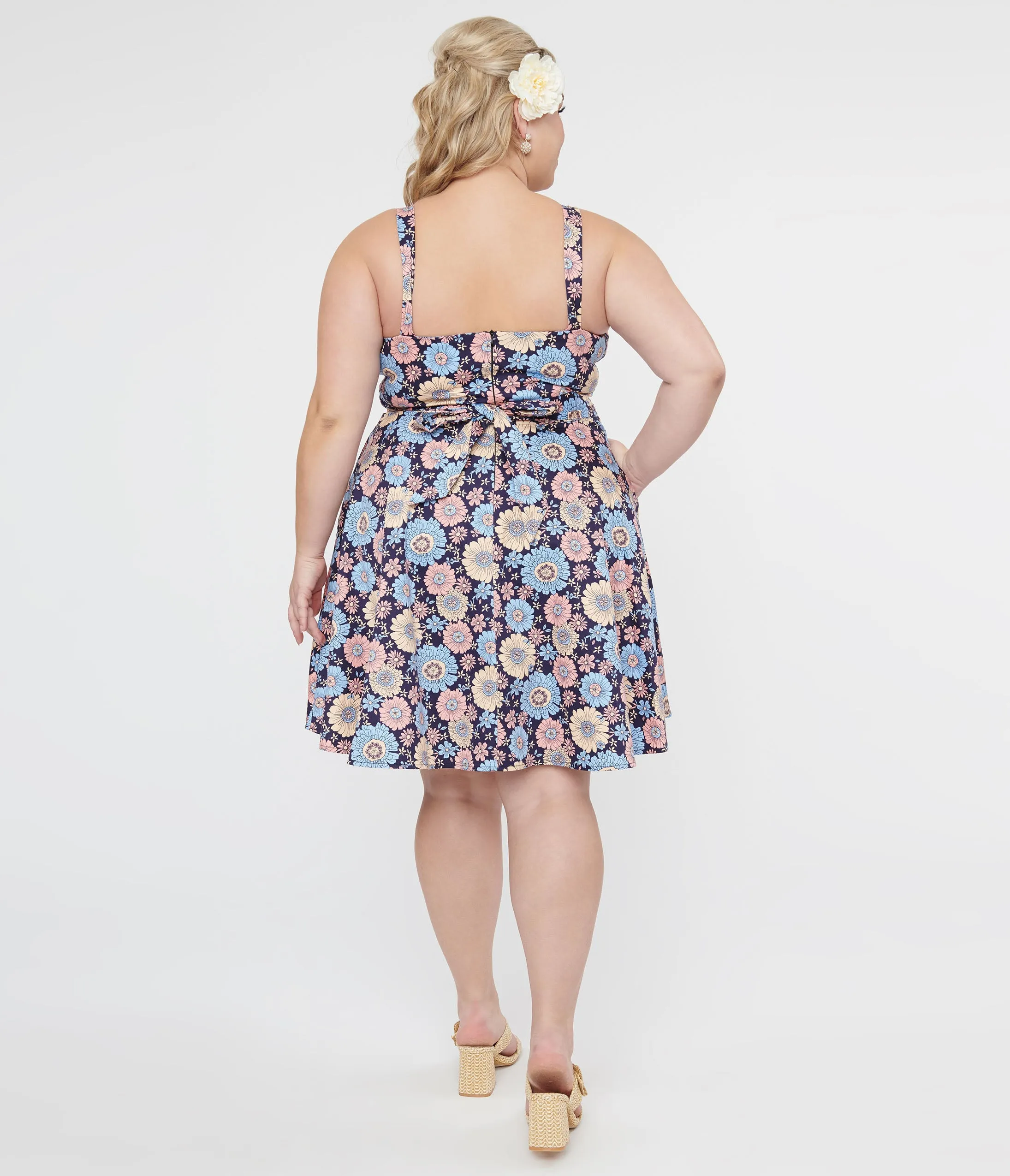 Plus Size 1950s Navy & Multicolor Daisy Print Cotton Flare Dress